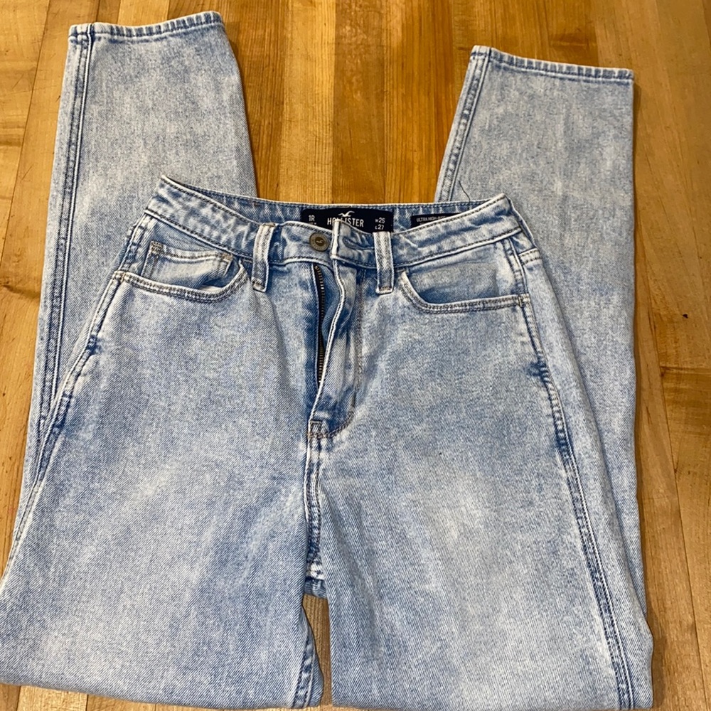 same jeans as last post!